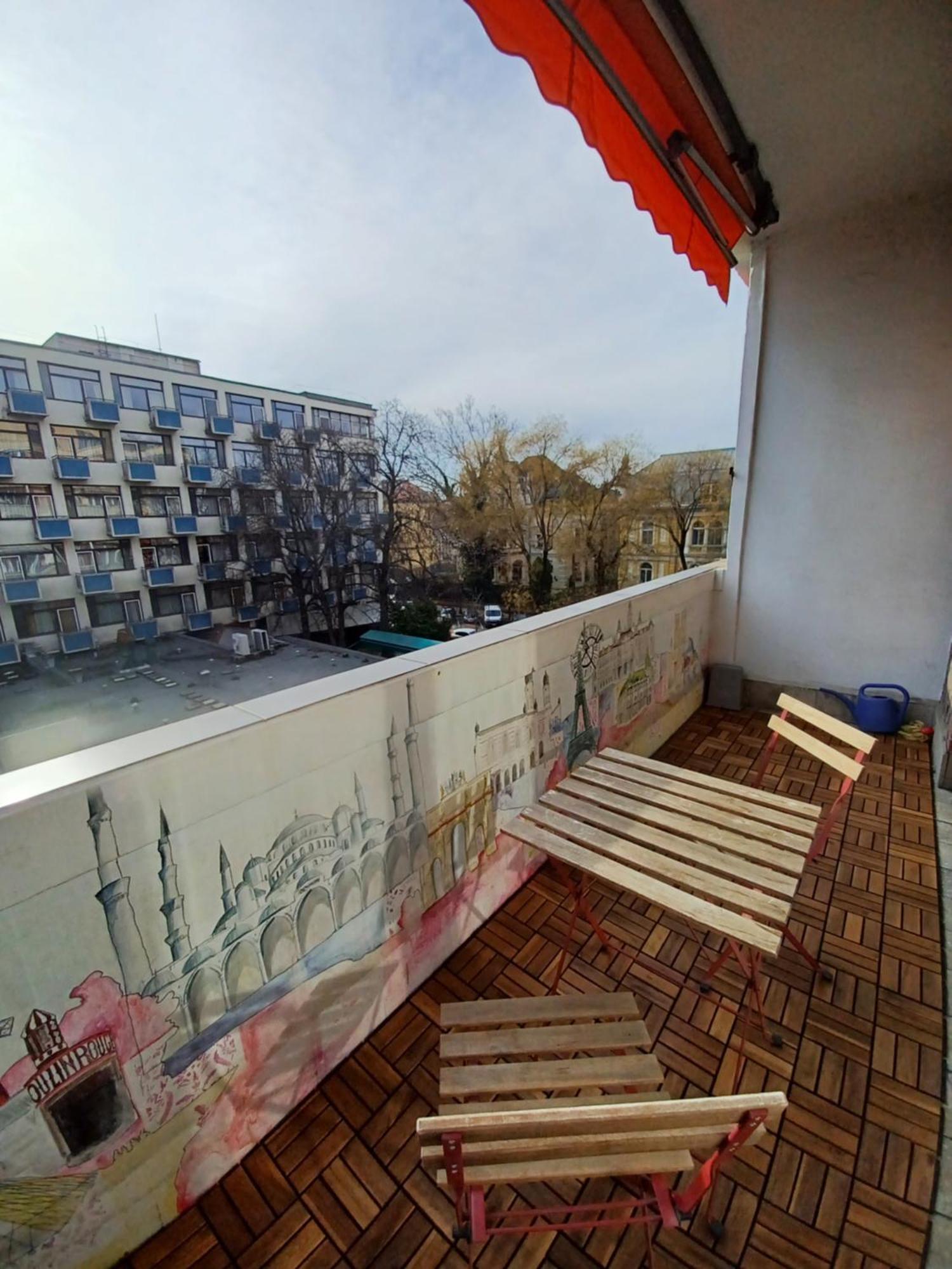 Hero'S Square Apartment Будапеща Екстериор снимка