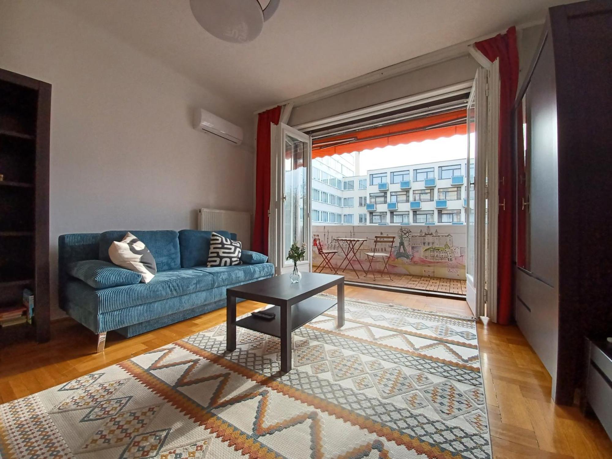 Hero'S Square Apartment Будапеща Екстериор снимка